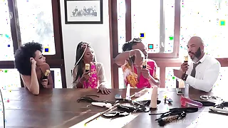 O pedido foi louco foi para defecar&comma; e teve a chuva dourada que&period;&period;&period; - Casal Diabolical RJ &lpar;SHEER&sol;RED&rpar;